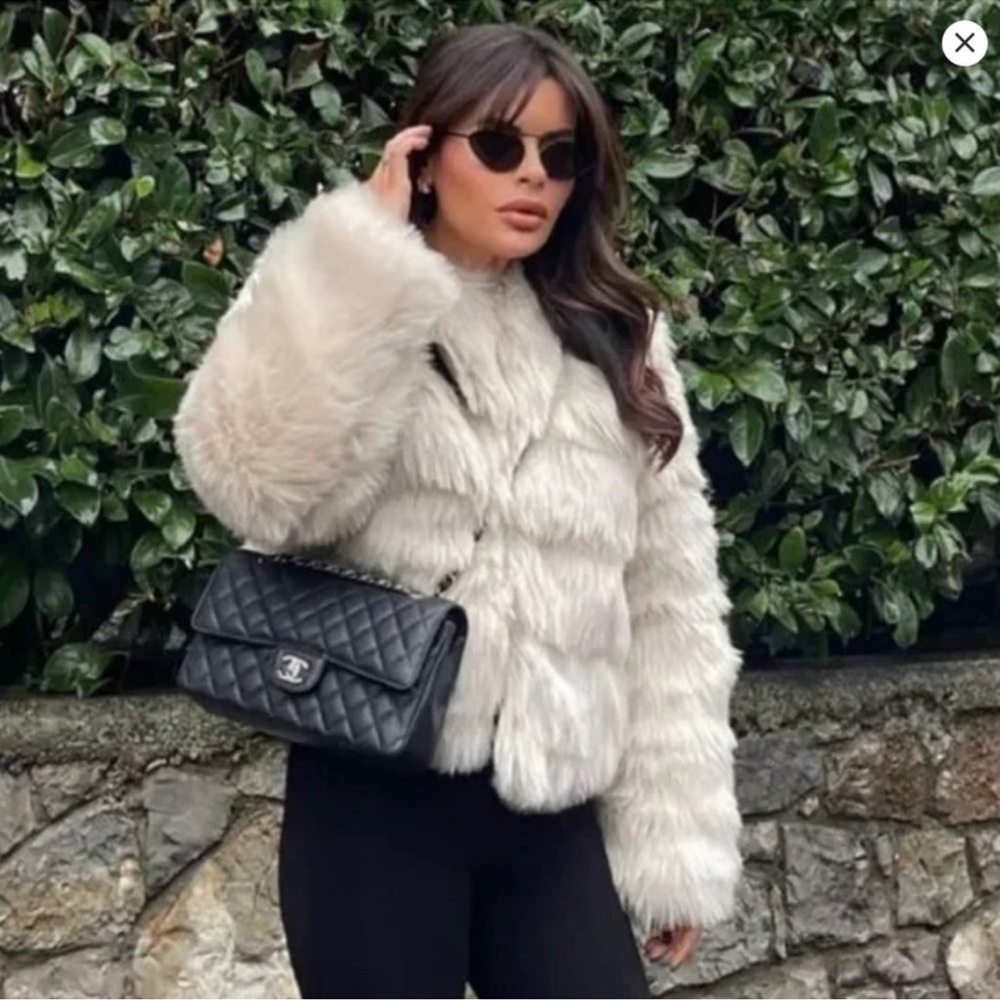 Zara Off-White/Cream Teddy Faux Fur Jacket - Picture 2 of 15